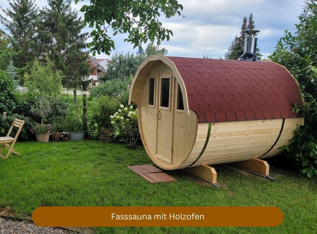 Fasssauna mit Holzofen