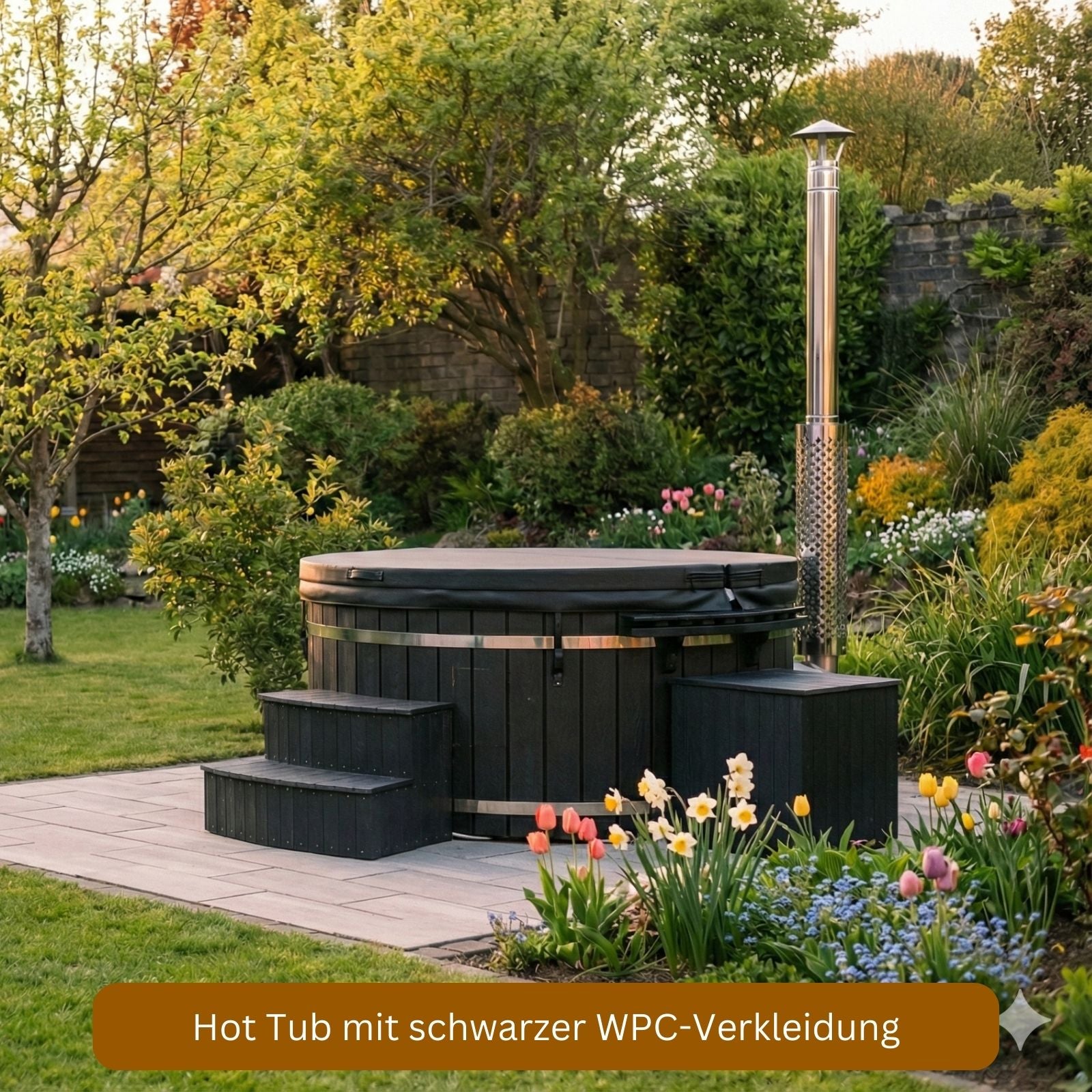 Hot Tub mit schwarzer WPC-Verkleidung